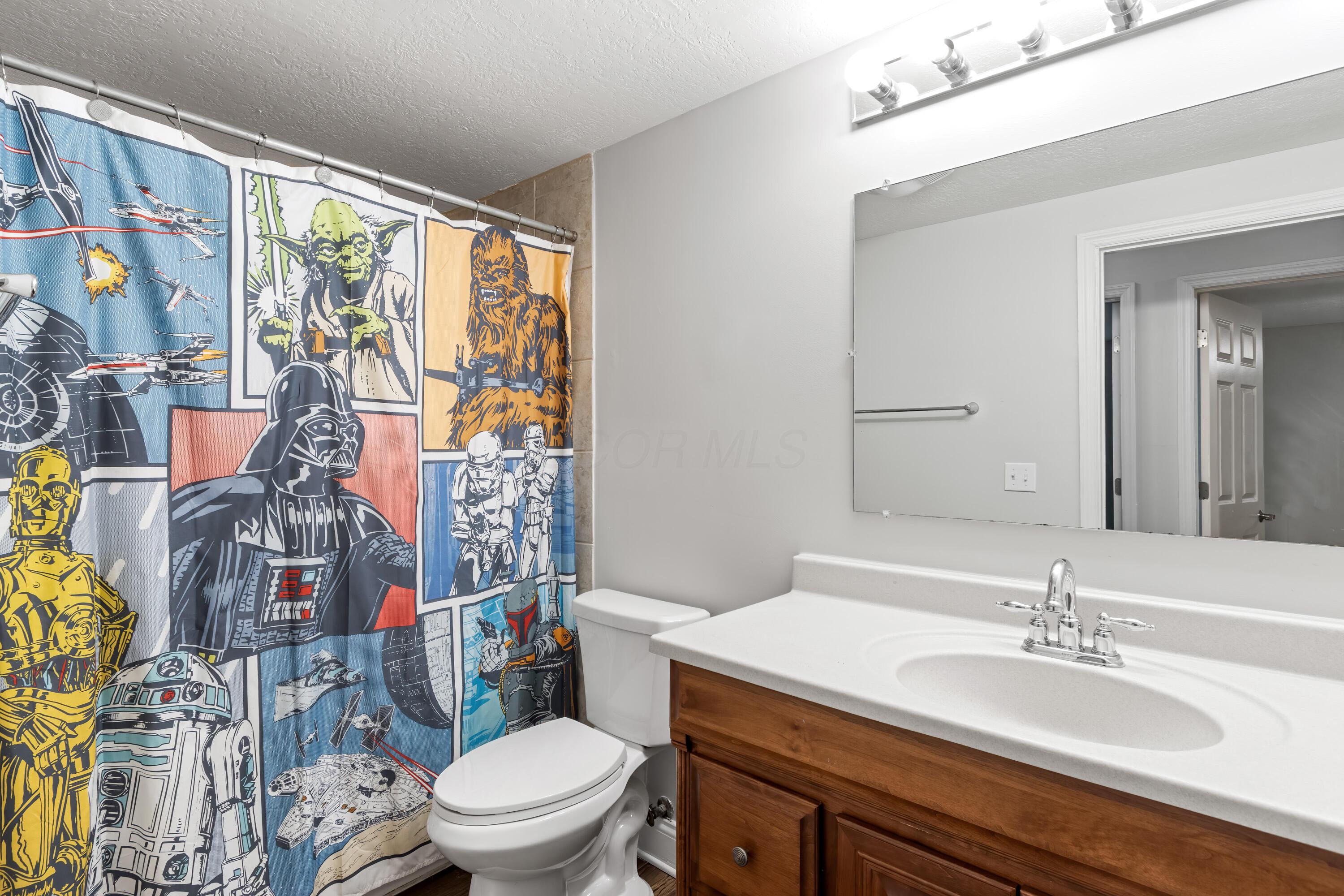 Columbus, Ohio 43230, United States, 4 Bedrooms Bedrooms, ,3 BathroomsBathrooms,Residential,Contingent,135241