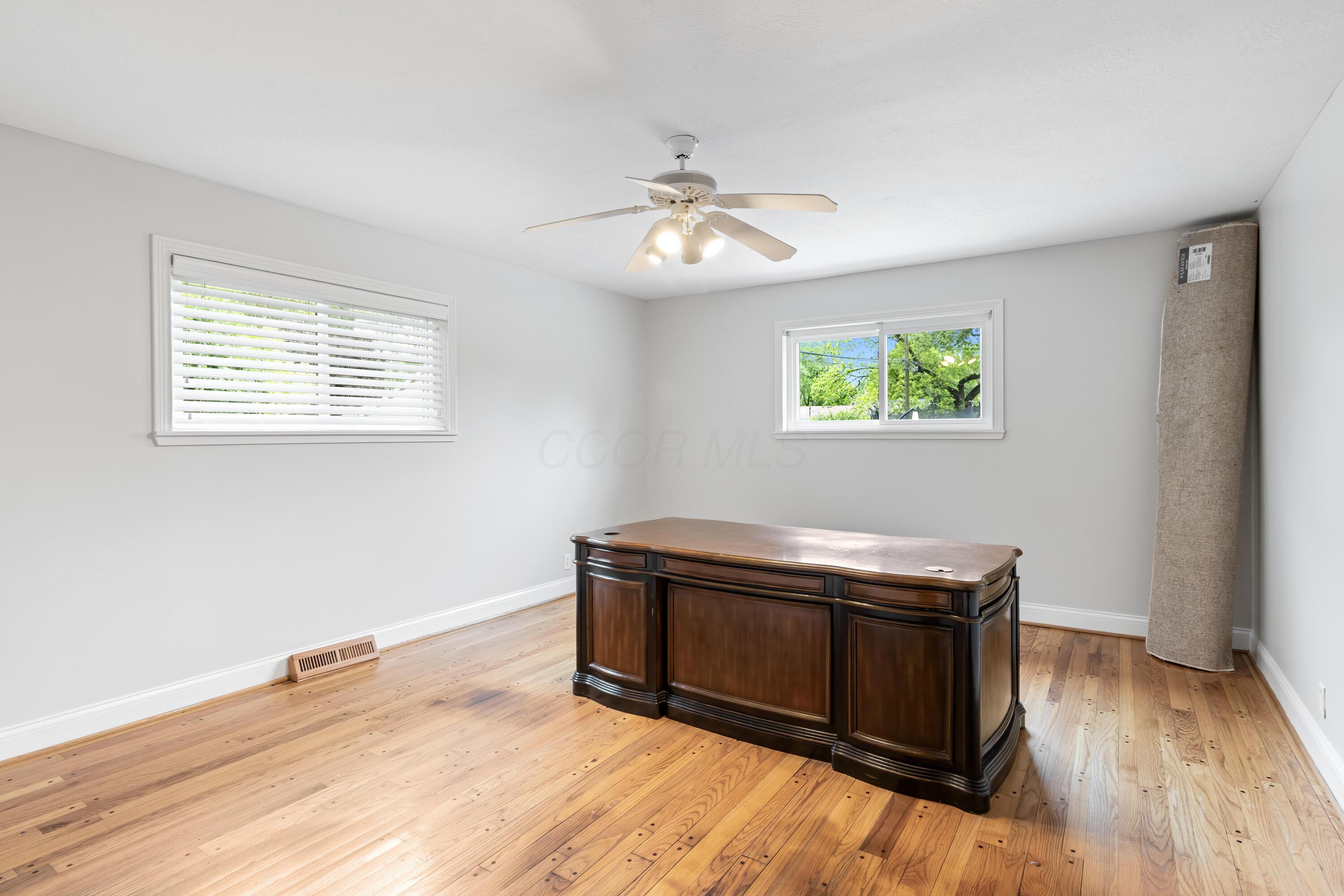 Columbus, Ohio 43230, United States, 4 Bedrooms Bedrooms, ,3 BathroomsBathrooms,Residential,Contingent,135241