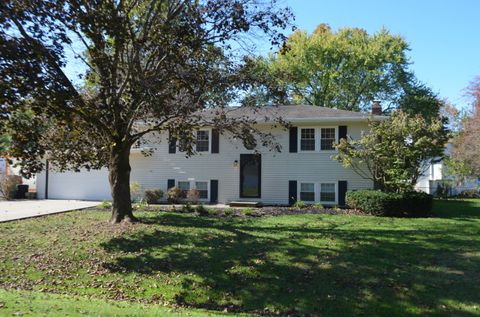 Photo of 282 River Forest Road, Pataskala, OH 43062 (MLS # 225039960) Photo of 282 River Forest Road, Pataskala, OH 43062 (MLS # 225039960)