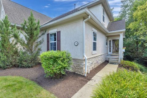 Photo of 7346 Deer Valley Crossing, Powell, OH 43065 (MLS # 226024869)