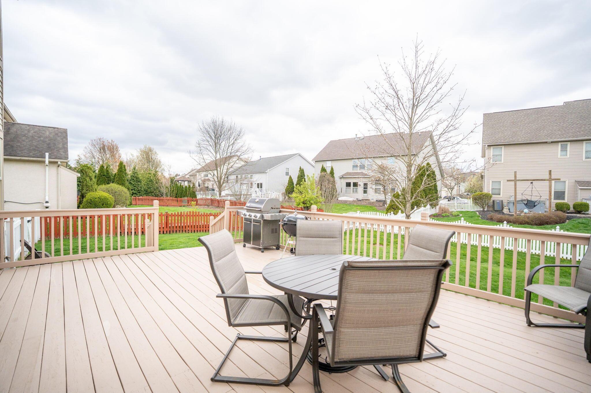 2977 Snowberry Lane, Hilliard, Ohio image 28