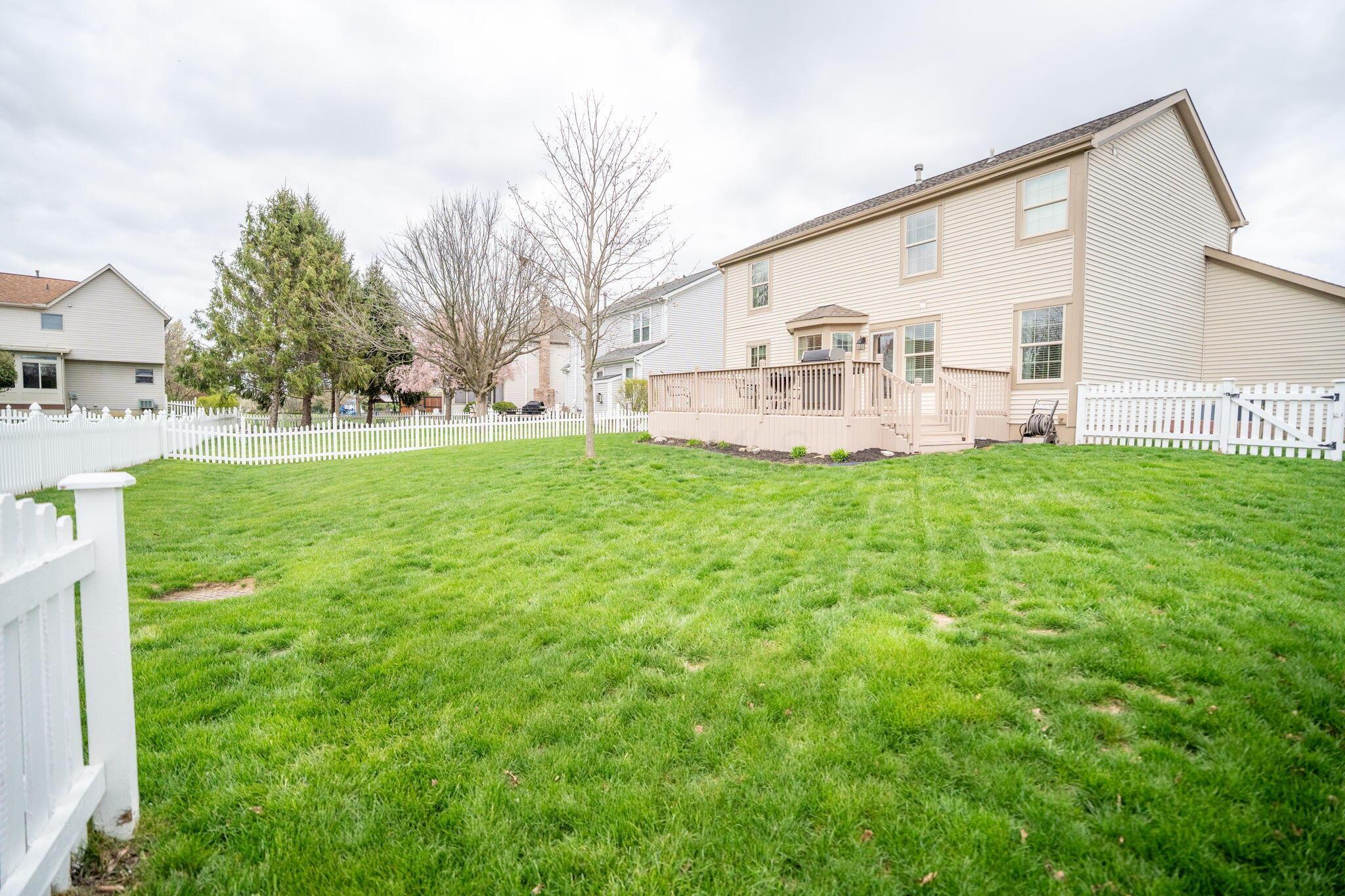 2977 Snowberry Lane, Hilliard, Ohio image 30