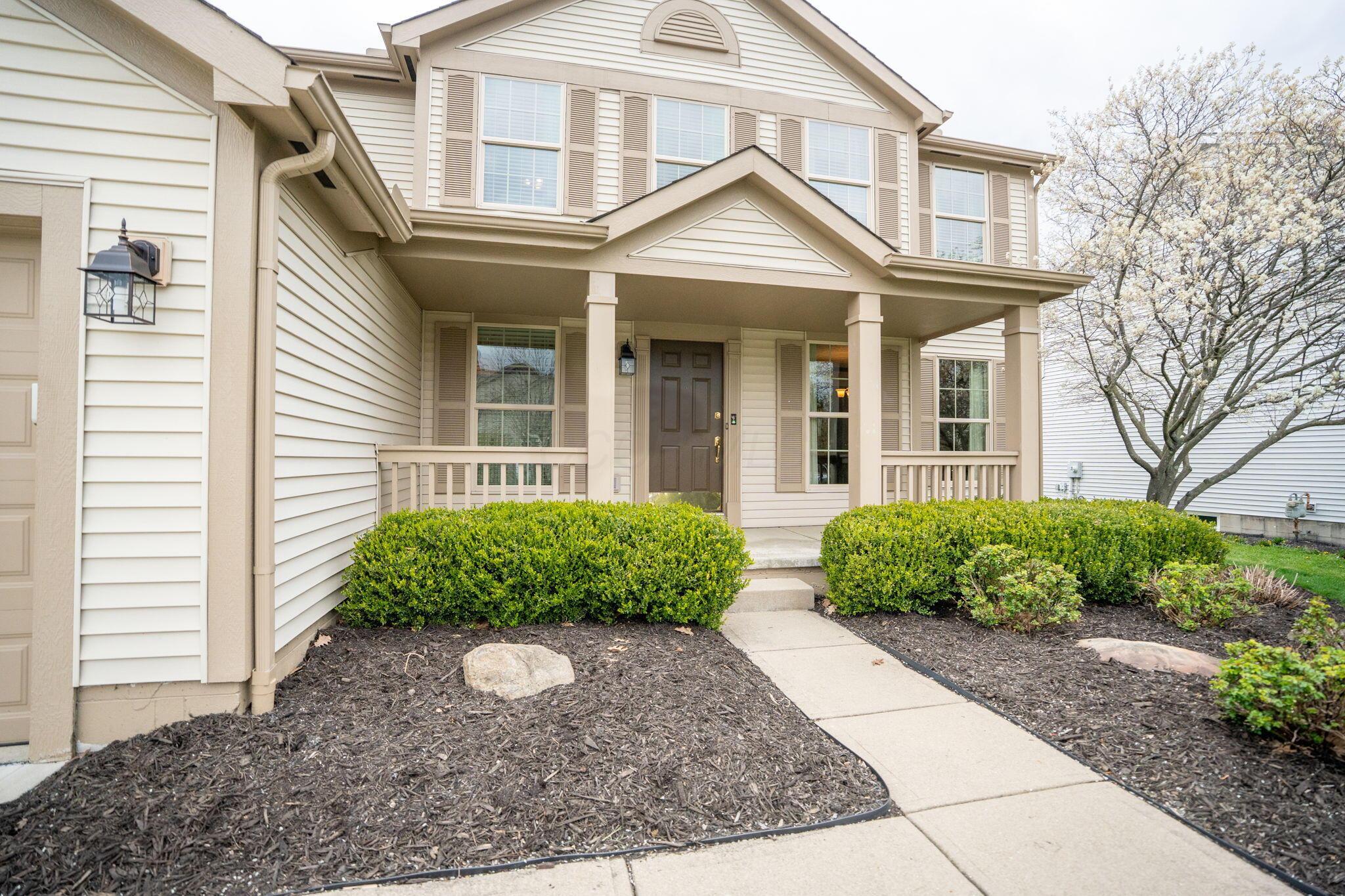2977 Snowberry Lane, Hilliard, Ohio image 6