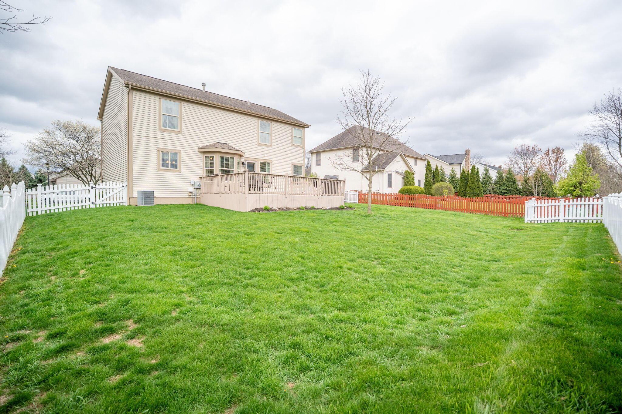 2977 Snowberry Lane, Hilliard, Ohio image 2