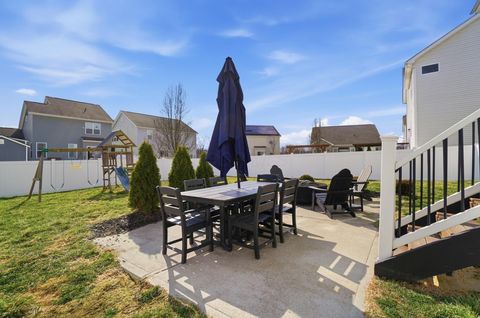 Tiny photo for 3169 Yellow Finch Way, Columbus, OH 43231 (MLS # 226005844)