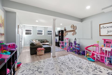 Tiny photo for 3169 Yellow Finch Way, Columbus, OH 43231 (MLS # 226005844)