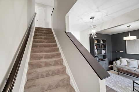 Tiny photo for 3169 Yellow Finch Way, Columbus, OH 43231 (MLS # 226005844)