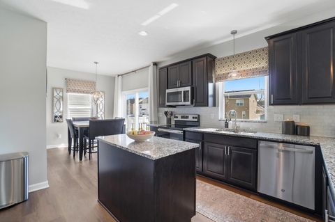 Tiny photo for 3169 Yellow Finch Way, Columbus, OH 43231 (MLS # 226005844)