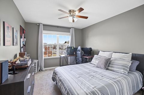 Tiny photo for 3169 Yellow Finch Way, Columbus, OH 43231 (MLS # 226005844)