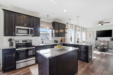 Tiny photo for 3169 Yellow Finch Way, Columbus, OH 43231 (MLS # 226005844)