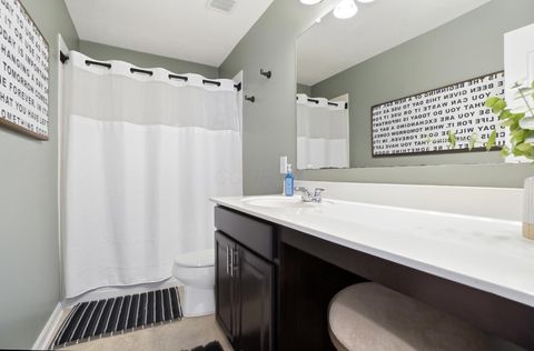 Tiny photo for 3169 Yellow Finch Way, Columbus, OH 43231 (MLS # 226005844)