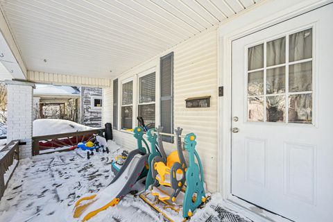 Tiny photo for 112 E Spring Avenue, Bellefontaine, OH 43311 (MLS # 226002765)