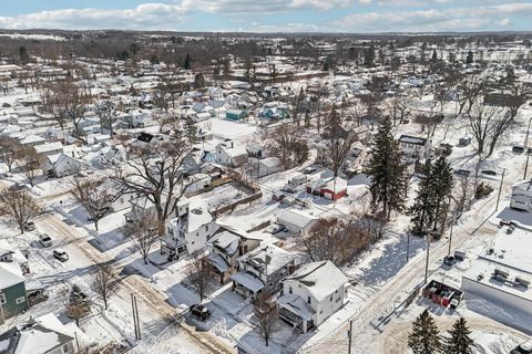 Tiny photo for 112 E Spring Avenue, Bellefontaine, OH 43311 (MLS # 226002765)