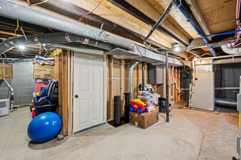 Tiny photo for 112 E Spring Avenue, Bellefontaine, OH 43311 (MLS # 226002765)