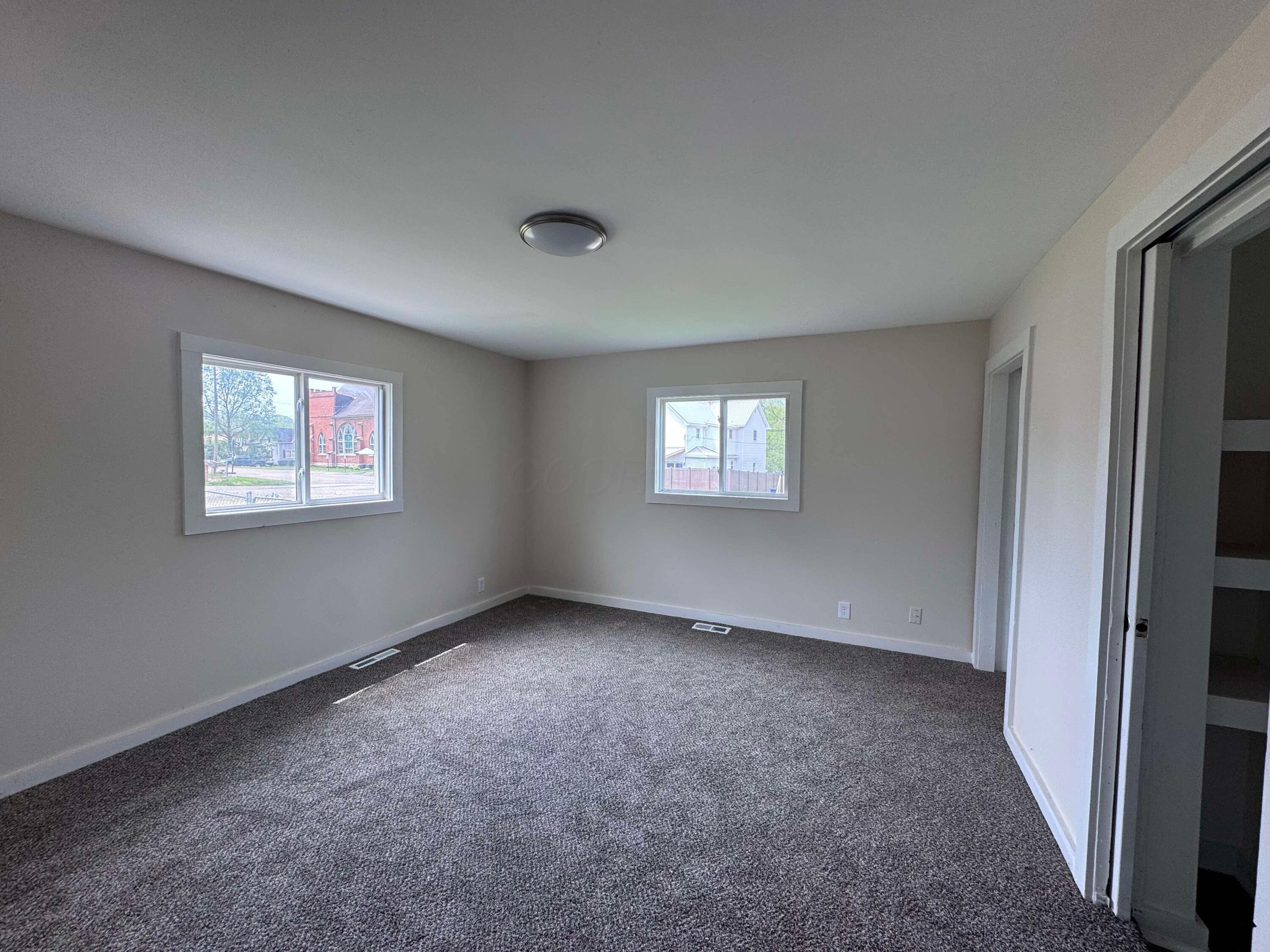 220 E Brown Street, Crooksville, Ohio image 10