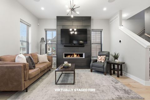 Tiny photo for 251 E 3rd Avenue, Columbus, OH 43201 (MLS # 225044025)