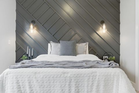 Tiny photo for 251 E 3rd Avenue, Columbus, OH 43201 (MLS # 225044025)