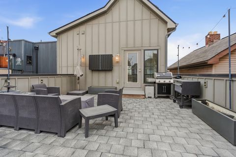 Tiny photo for 251 E 3rd Avenue, Columbus, OH 43201 (MLS # 225044025)