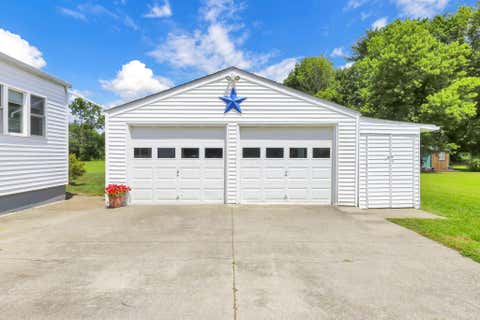 Tiny photo for 646 Woodside Drive SW, Pataskala, OH 43062 (MLS # 226029838)