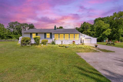 Photo of 646 Woodside Drive SW, Pataskala, OH 43062 (MLS # 226029838)