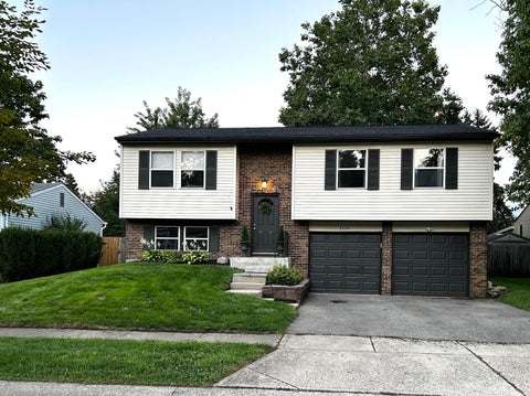 Homes For Sale - 2136 Jeffey Drive<br/> Hilliard, OH 43026