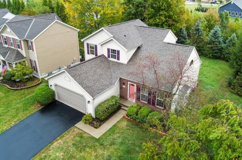 Photo of 6558 Hemmingford Drive, Canal Winchester, OH 43110 (MLS # 226016960)