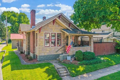 Photo of 708 W Wheeling Street, Lancaster, OH 43130 (MLS # 226019326)