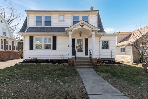 Photo of 165 Fallis Road, Columbus, OH 43214 (MLS # 225004056)
