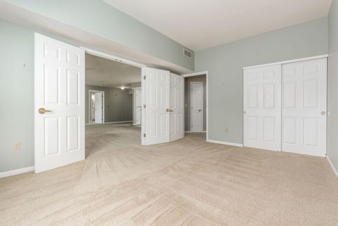 Tiny photo for 5935 N High Street 221 #221, Worthington, OH 43085 (MLS # 225039646)