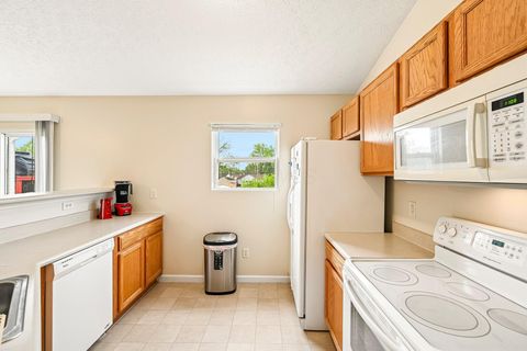 Tiny photo for 1994 Arden Forest Lane, Columbus, OH 43223 (MLS # 226015042)