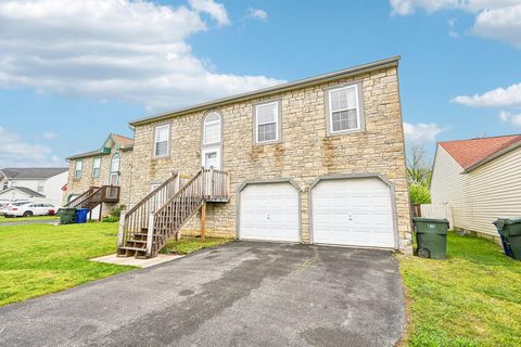 Photo of 1994 Arden Forest Lane, Columbus, OH 43223 (MLS # 226015042)