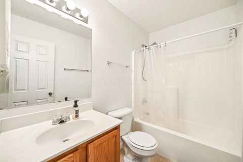 Tiny photo for 1994 Arden Forest Lane, Columbus, OH 43223 (MLS # 226015042)