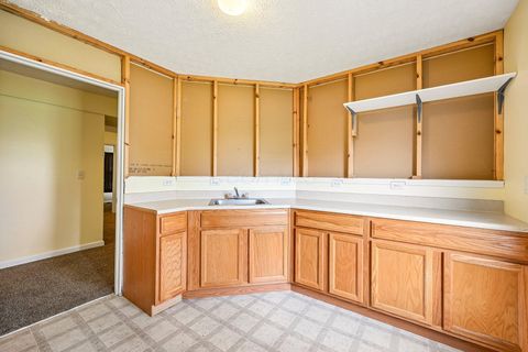 Tiny photo for 1994 Arden Forest Lane, Columbus, OH 43223 (MLS # 226015042)