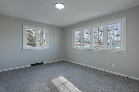 Tiny photo for 2752 Woodford Drive, Springfield, OH 45503 (MLS # 225045384)