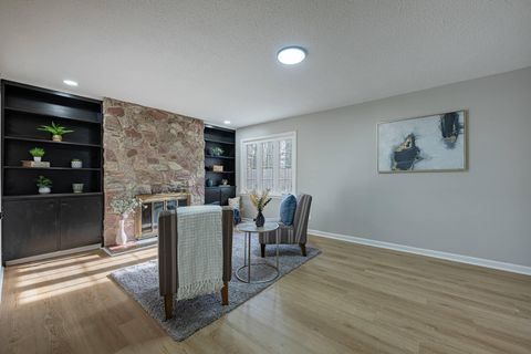 Tiny photo for 2752 Woodford Drive, Springfield, OH 45503 (MLS # 225045384)