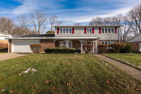 Tiny photo for 2752 Woodford Drive, Springfield, OH 45503 (MLS # 225045384)