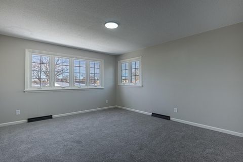 Tiny photo for 2752 Woodford Drive, Springfield, OH 45503 (MLS # 225045384)