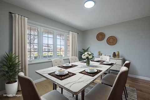 Tiny photo for 2752 Woodford Drive, Springfield, OH 45503 (MLS # 225045384)