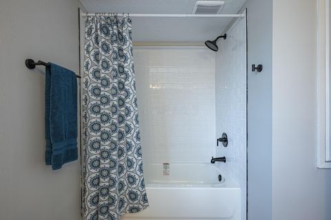 Tiny photo for 2752 Woodford Drive, Springfield, OH 45503 (MLS # 225045384)