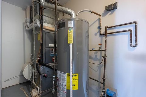 Tiny photo for 2752 Woodford Drive, Springfield, OH 45503 (MLS # 225045384)