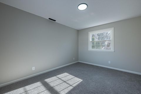 Tiny photo for 2752 Woodford Drive, Springfield, OH 45503 (MLS # 225045384)