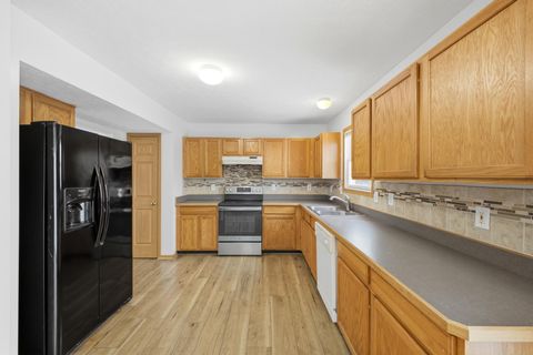 Tiny photo for 60 Gala Avenue, Pataskala, OH 43062 (MLS # 225044573)