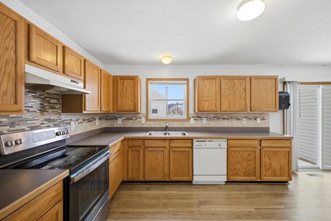 Tiny photo for 60 Gala Avenue, Pataskala, OH 43062 (MLS # 225044573)