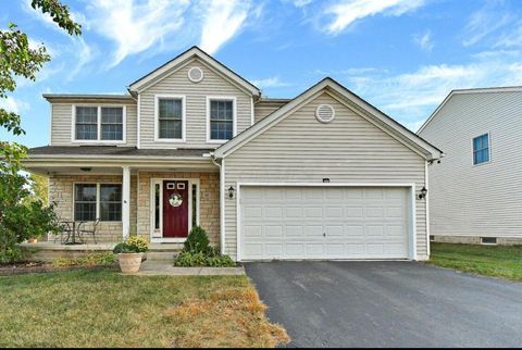 Photo of 60 Gala Avenue, Pataskala, OH 43062 (MLS # 225044573)