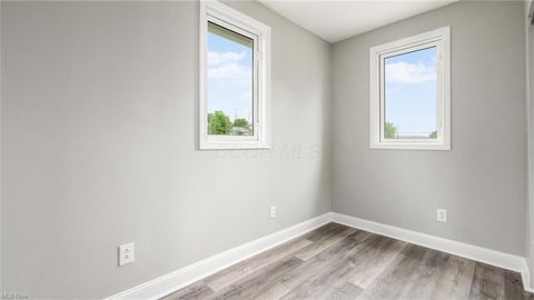 Tiny photo for 194 Walnut Street, Roseville, OH 43777 (MLS # 226000677)