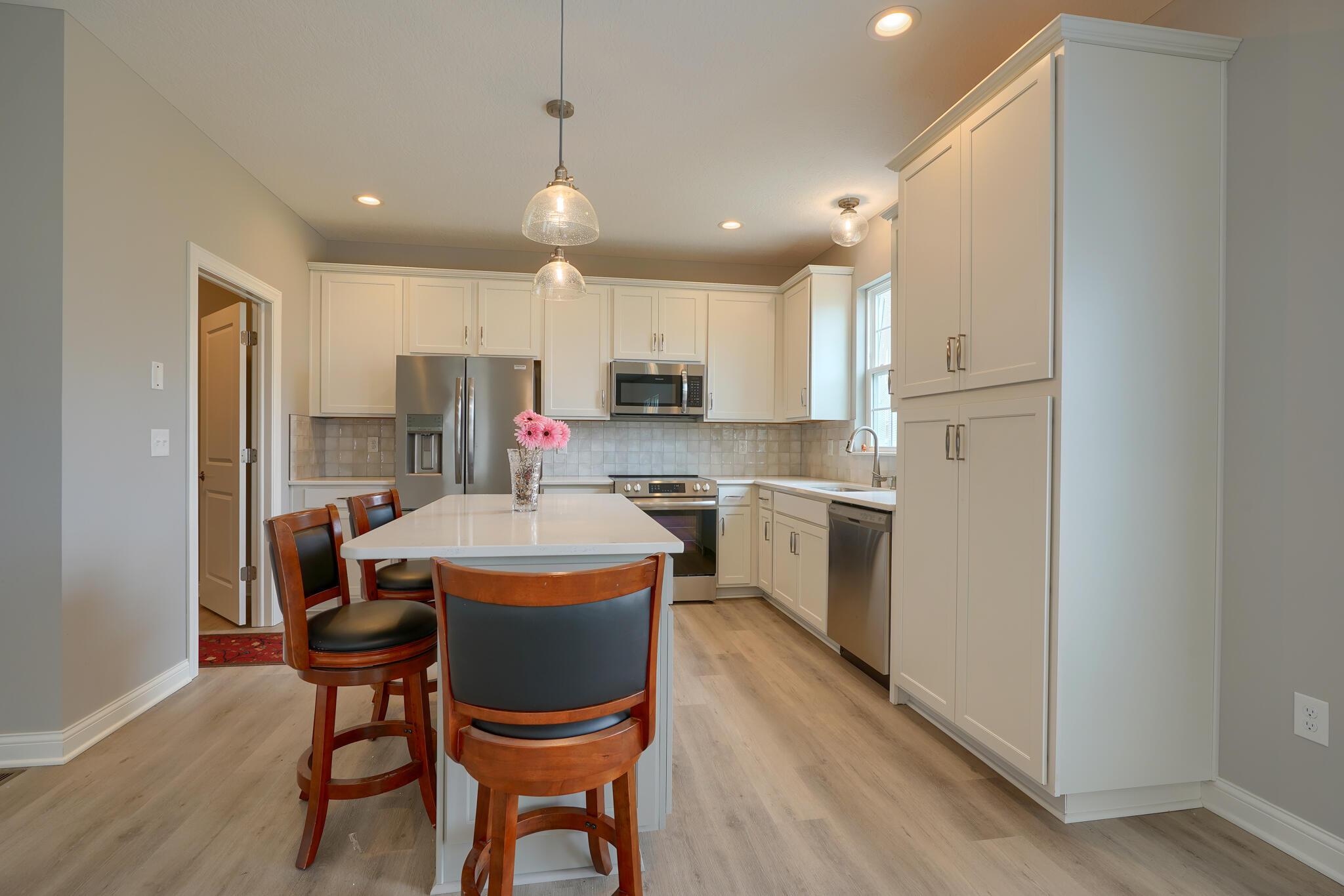 596 Courtright Drive, Pickerington, Ohio image 17