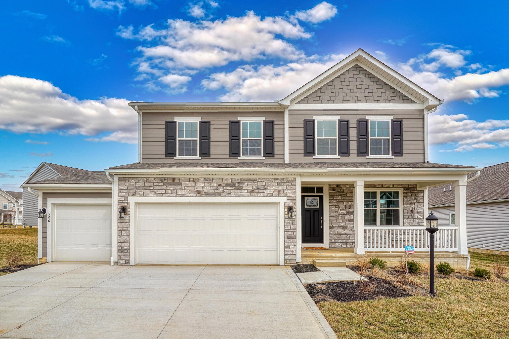 596 Courtright Drive, Pickerington, Ohio image 2