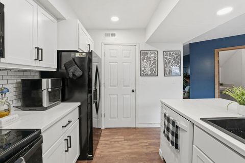 Tiny photo for 283 Cross Wind Loop, Westerville, OH 43081 (MLS # 226002244)