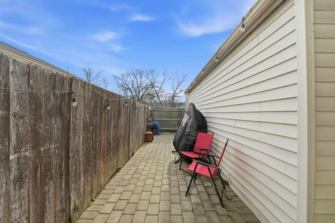 Tiny photo for 283 Cross Wind Loop, Westerville, OH 43081 (MLS # 226002244)