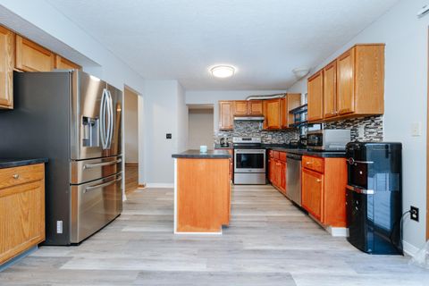 Tiny photo for 7258 Aplin Drive, Reynoldsburg, OH 43068 (MLS # 226000535)